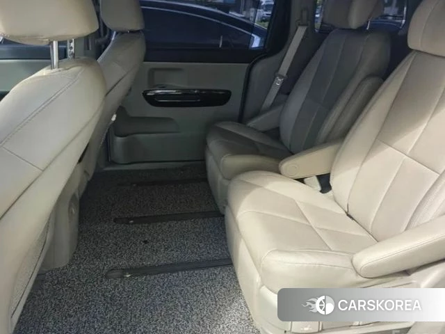 Kia The New Carnival id 4203936 из Кореи 8