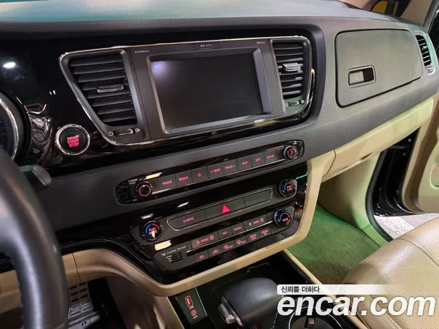 Kia The New Carnival id 2682222 из Кореи 17