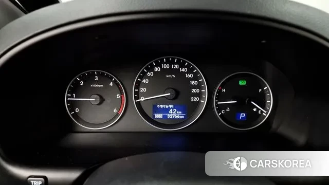 Hyundai The New Grand Starex id 3587682 из Кореи 19