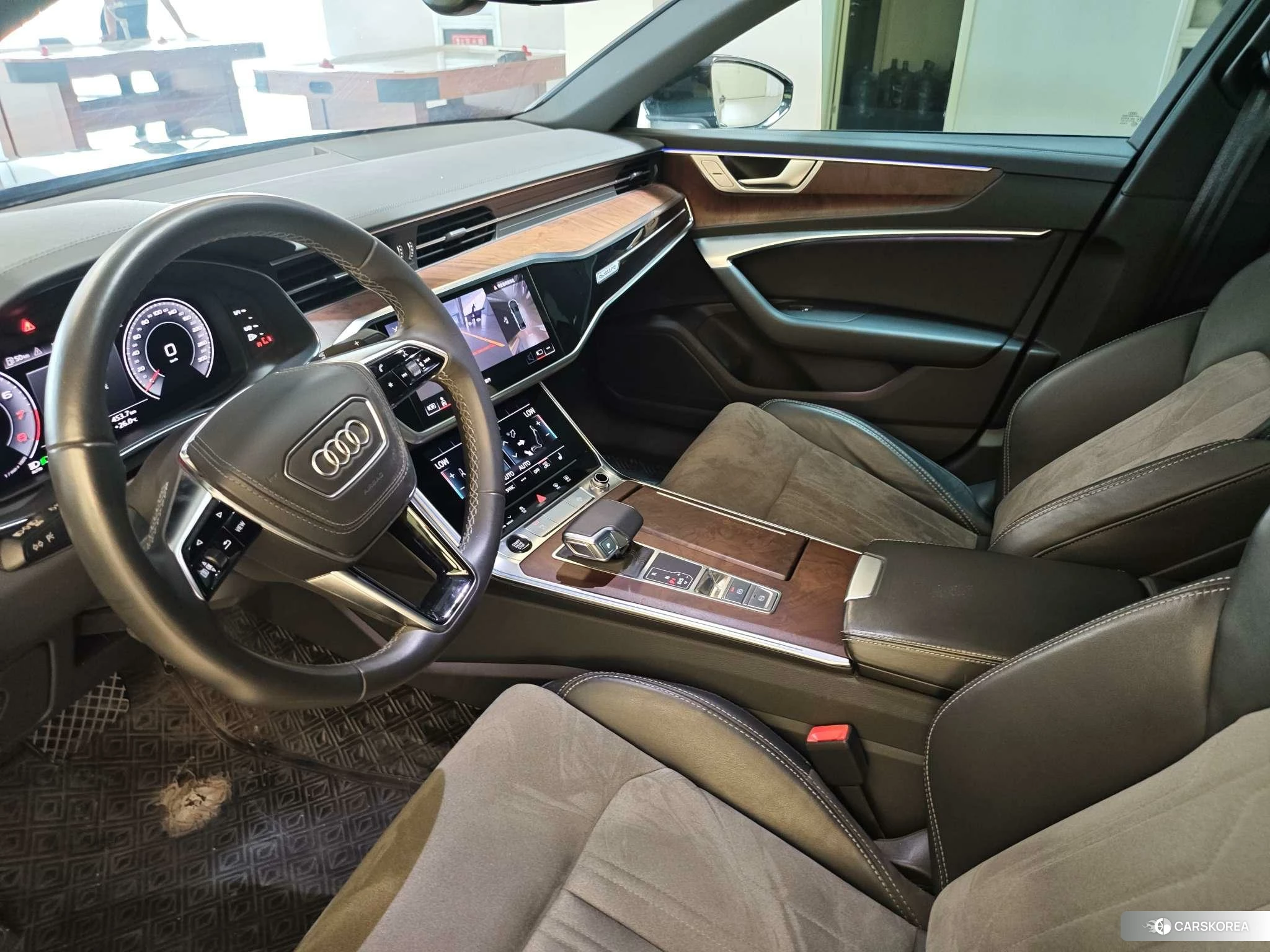 Audi A6L id 4512707 из Китая 8