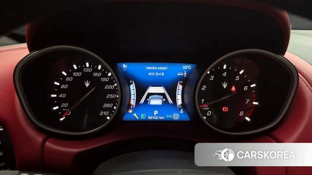 Maserati Levante id 4225700 из Кореи 31