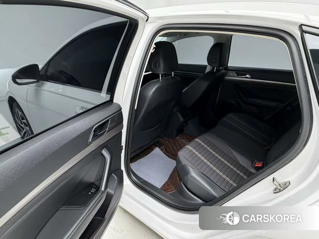 Volkswagen Lavida id 4275716 из Китая 15