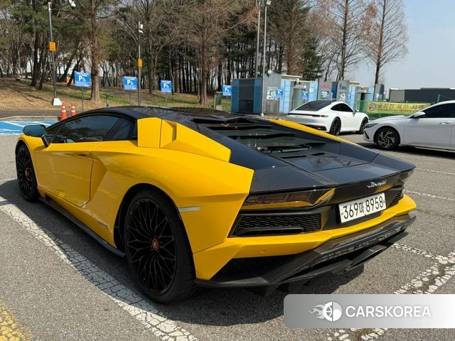 Lamborghini Aventador id 3845769 из Кореи 18