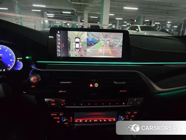 BMW 5 Series (G30) id 3459776 из Кореи 8