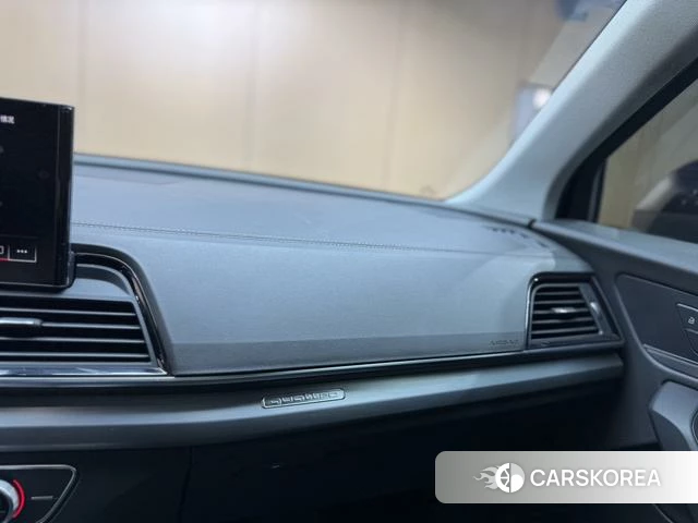 Audi Q5L Sportback id 4261588 из Китая 43