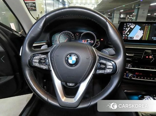 BMW 5 Series (G30) id 3899811 из Кореи 18