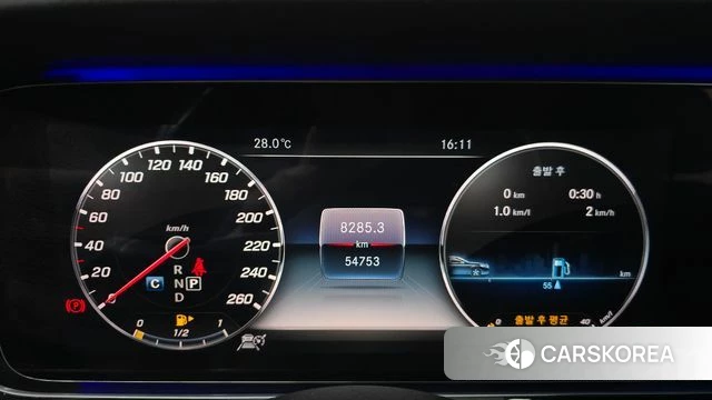 Mercedes-Benz E-Class W213 id 4770356 из Кореи 29