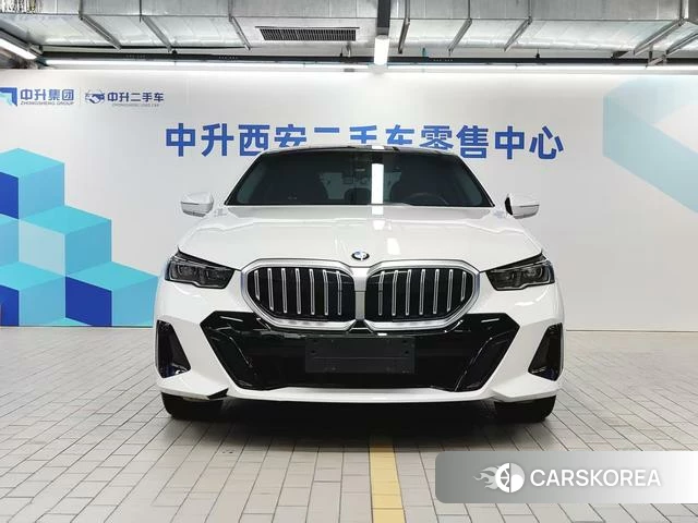 BMW 5 series id 4260562 из Китая 17