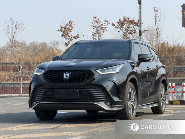 Toyota Crown Lufang id 3907931 из Китая 8