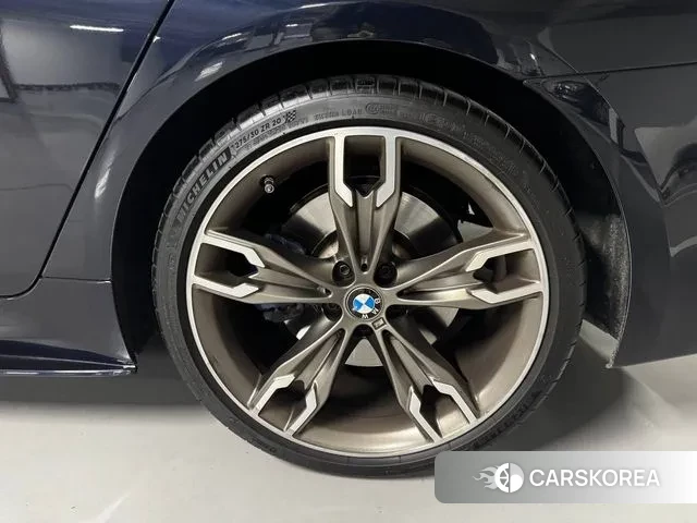 BMW 5 Series (G30) id 3643594 из Кореи 13