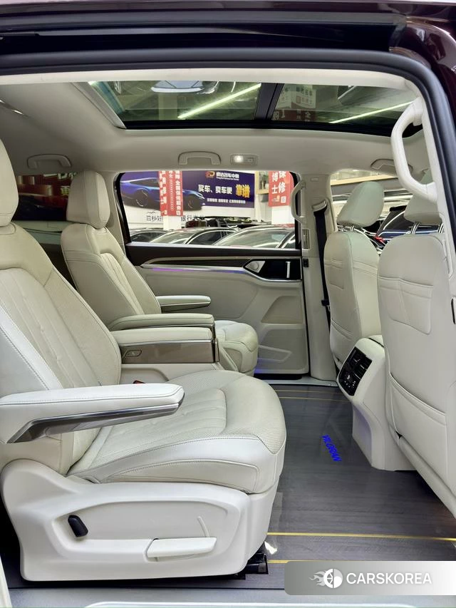 Volkswagen Weiran id 4221365 из Китая 12