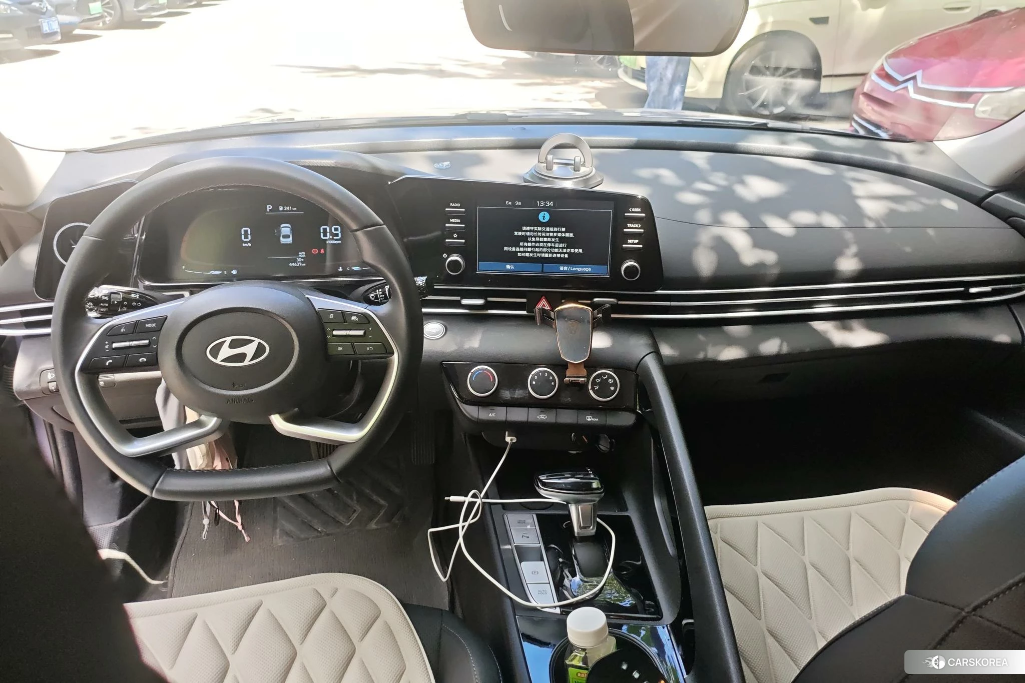 Hyundai Elantra id 4454160 из Китая 15