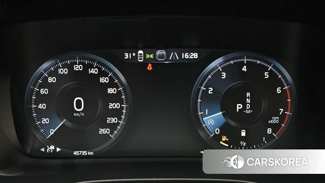 Volvo XC40 id 4779725 из Кореи 33