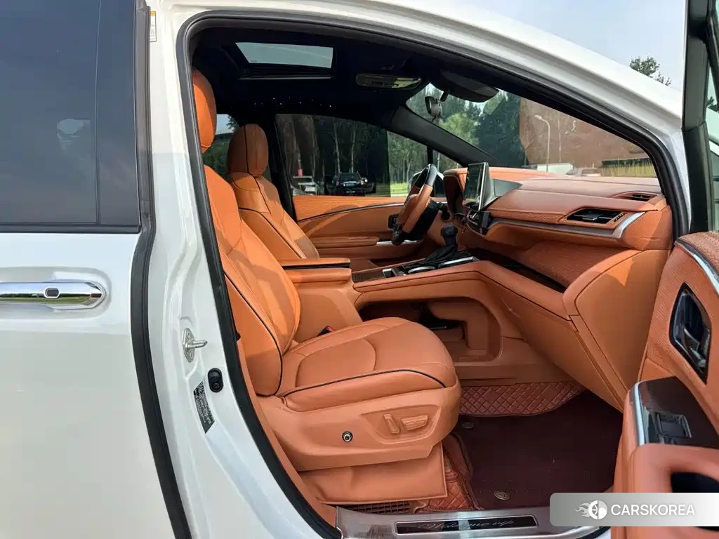Toyota Sienna id 4629491 из Китая 26