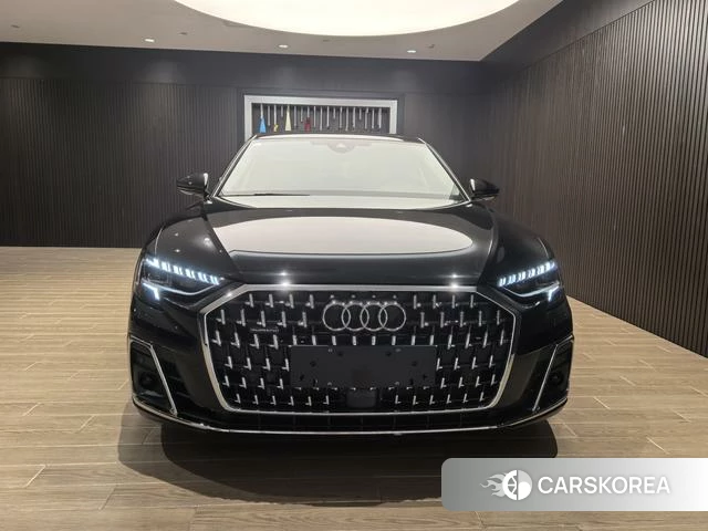 Audi A8 id 4276985 из Китая 11
