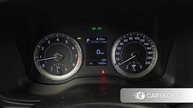 Hyundai Venue id 3556487 из Кореи 18