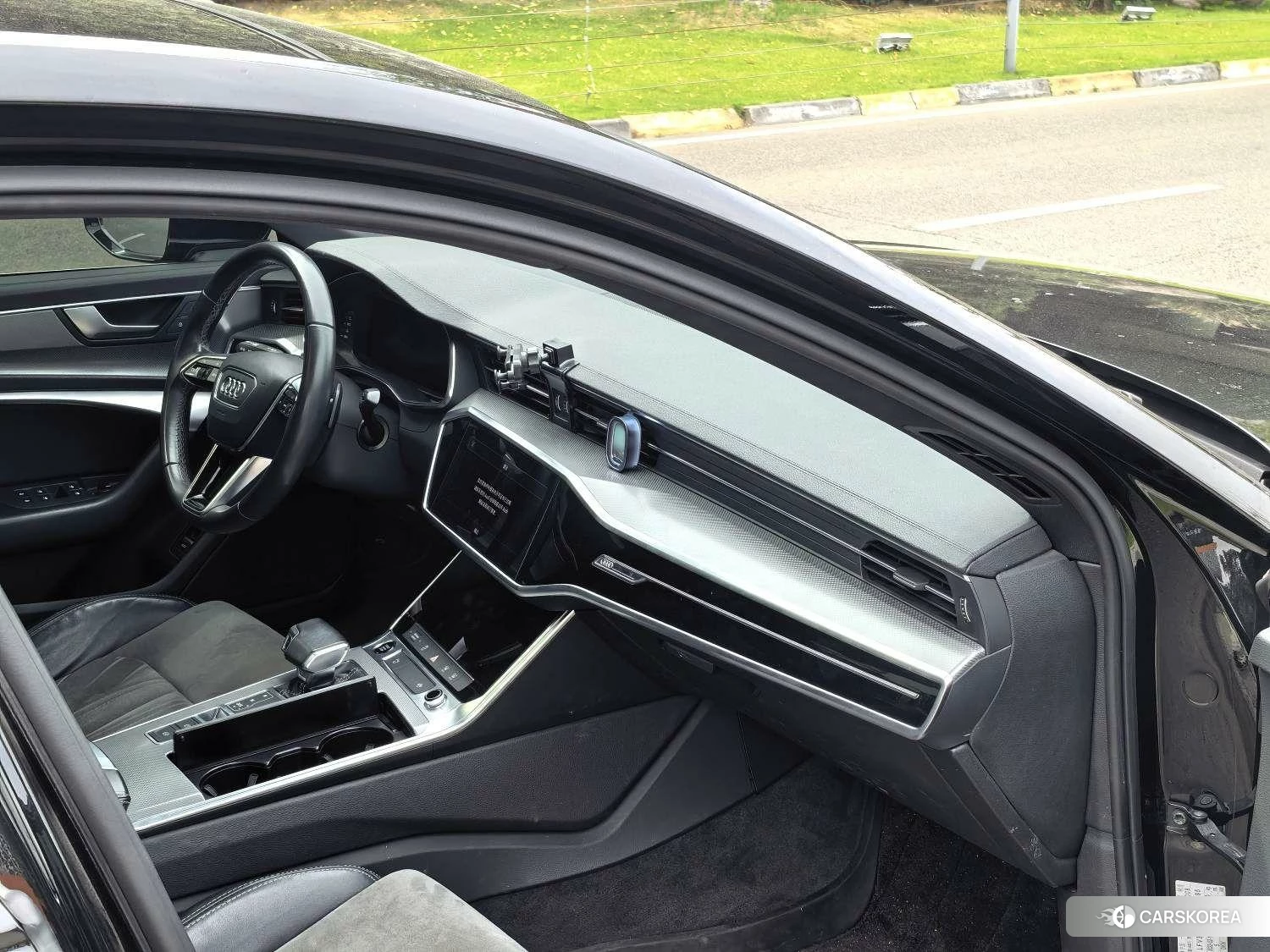 Audi A6L id 4461508 из Китая 8