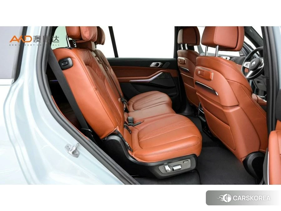 BMW X7 id 4452683 из Китая 9