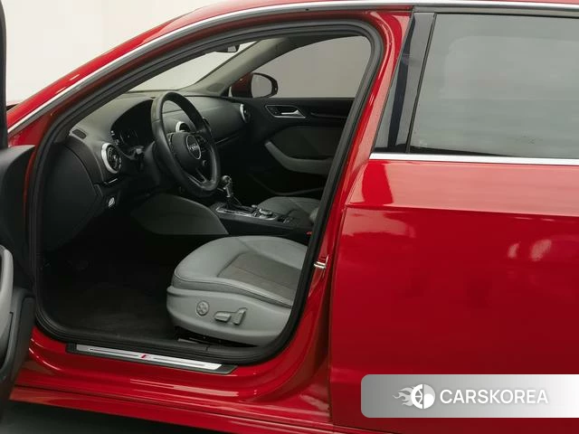 Audi A3 id 4211481 из Китая 18