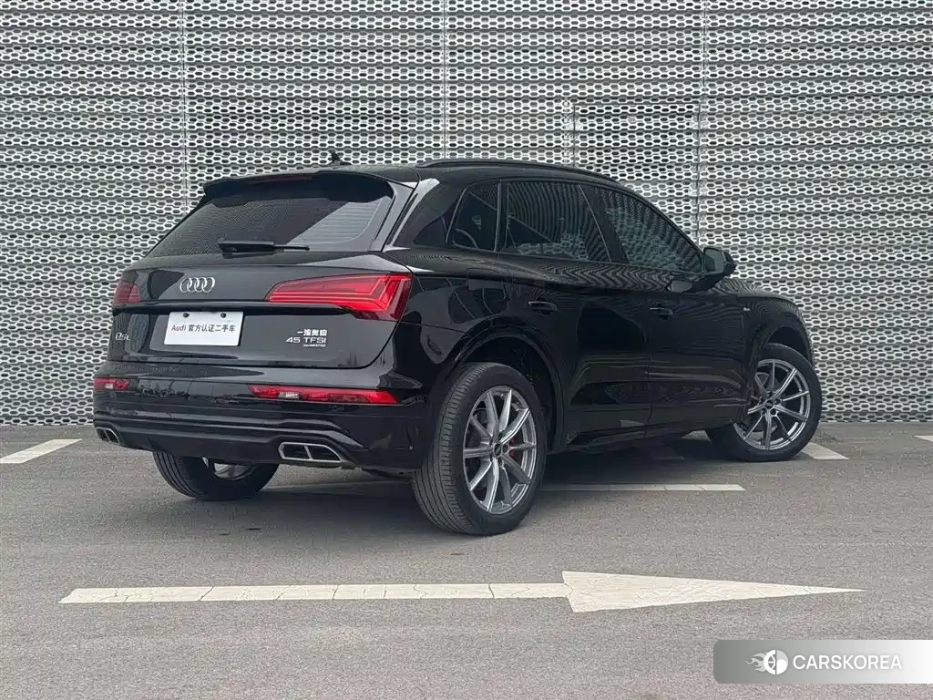 Audi Q5L id 4570668 из Китая 17