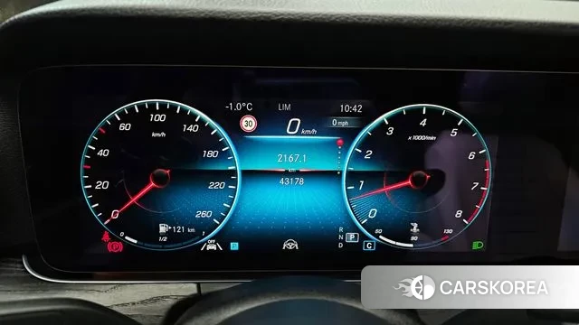 Mercedes-Benz E-Class W213 id 3629487 из Кореи 18