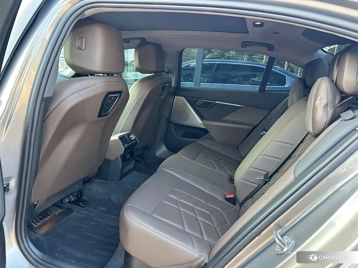 BMW i5 id 4634778 из Китая 8