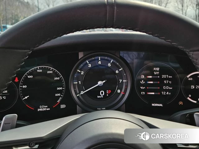 Porsche 911(992) id 3853125 из Кореи 18