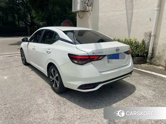 Nissan Xuan Yi id 4290313 из Китая 11
