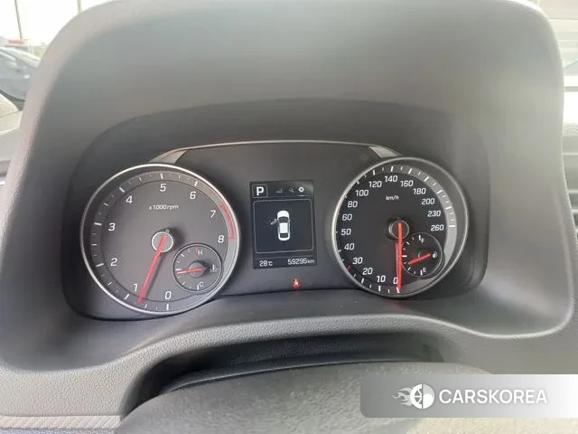 Hyundai Avante AD id 3098272 из Кореи 18