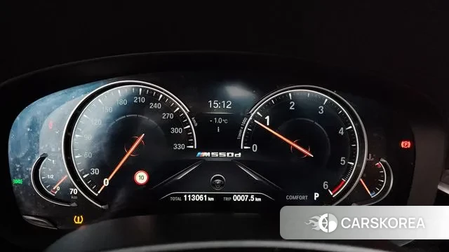 BMW 5 Series (G30) id 3578839 из Кореи 18