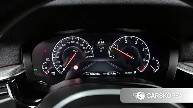 BMW 5 Series (G30) id 3631542 из Кореи 18