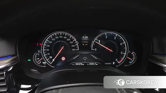 BMW 5 Series (G30) id 3737369 из Кореи 18