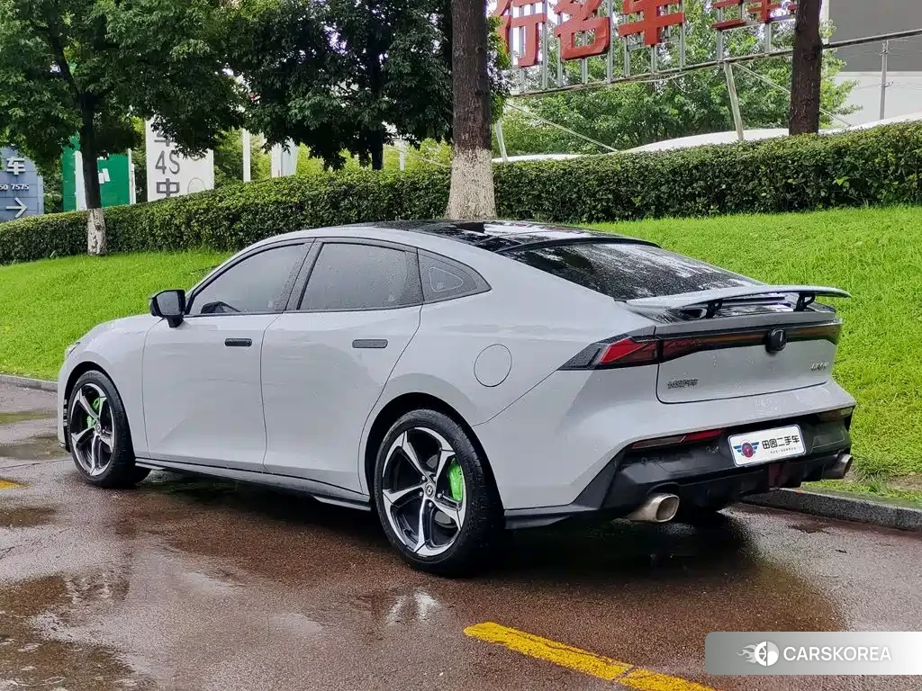 Chang'an UNI-V id 4649324 из Китая 9