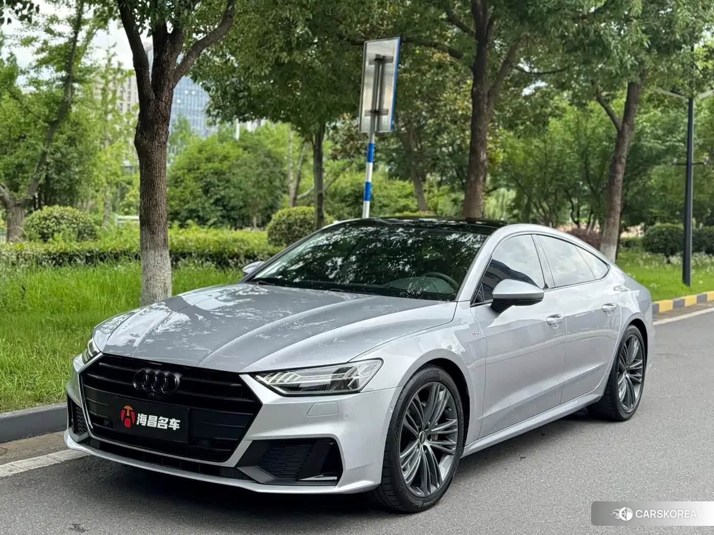 Audi A7 id 4553862 из Китая 8