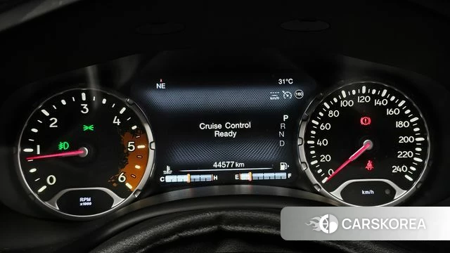 Jeep Renegade id 4755279 из Кореи 30