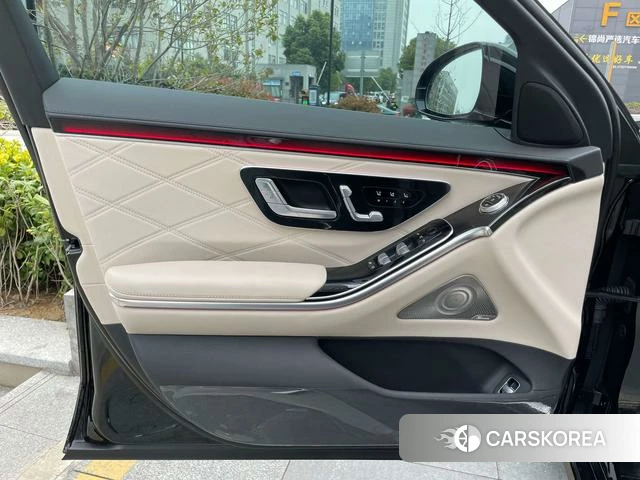 Mercedes-Benz Maybach S-class id 3908083 из Китая 22