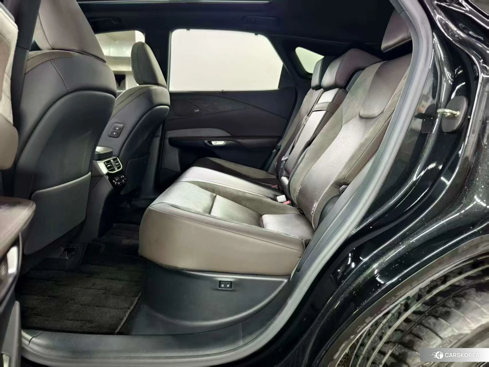 Lexus RX PHEV id 4420427 из Китая 21