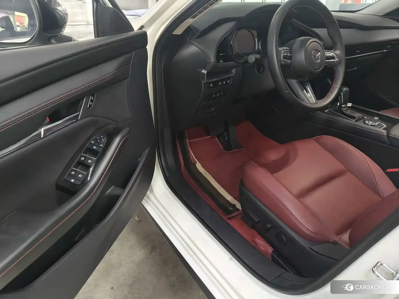 Mazda 3 id 4653755 из Китая 11