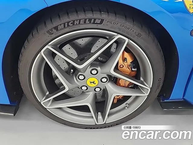 Ferrari F8 Spider id 2699860 из Кореи 18
