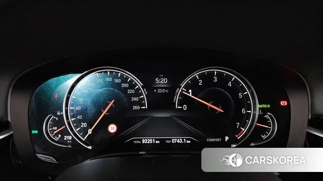 BMW 5 Series (G30) id 4689376 из Кореи 30