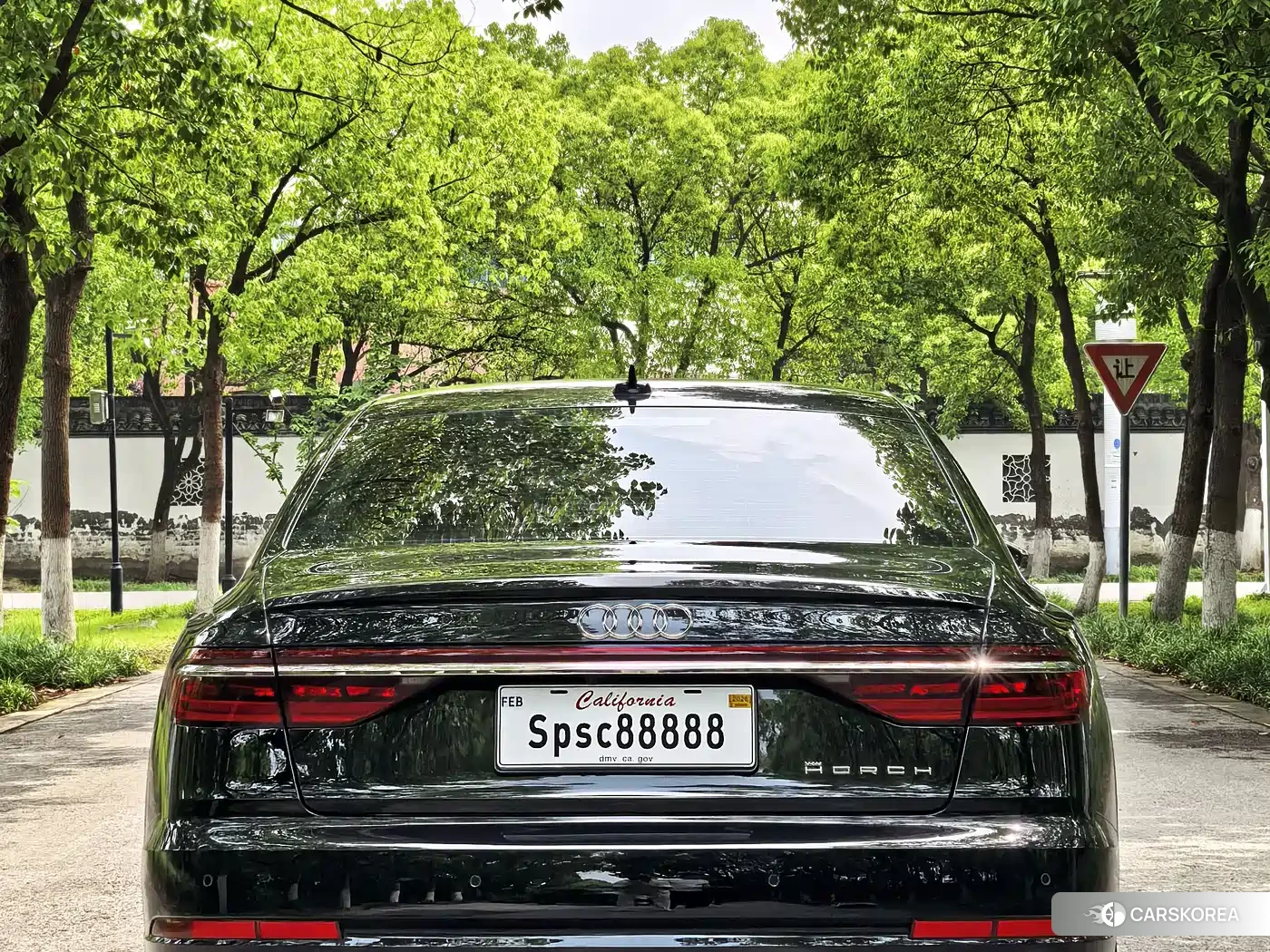 Audi A8 id 4548386 из Китая 8