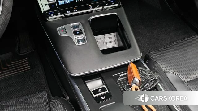 Hyundai The New Grandeur IG Hybrid id 4780414 из Кореи 32