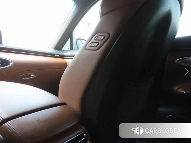 Genesis GV70 id 3858652 из Кореи 18