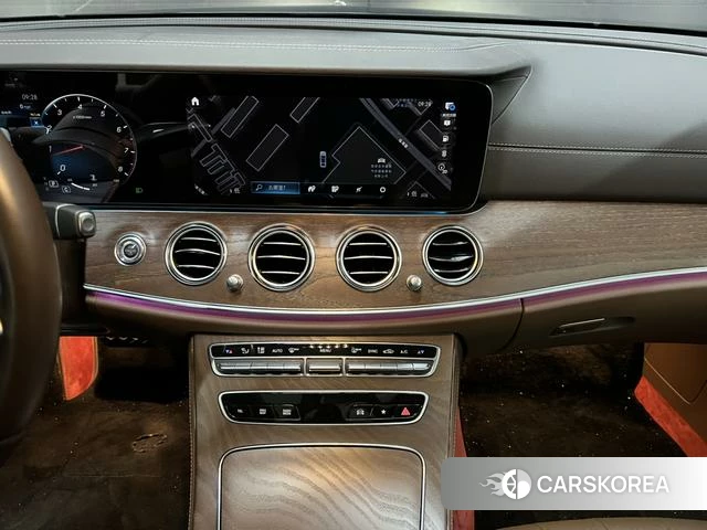 Mercedes-Benz E-class id 4263516 из Китая 15