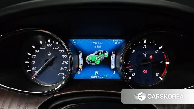 Maserati Quattroporte id 2480493 из Кореи 18