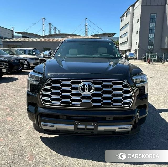 Toyota Sequoia id 4258552 из Китая 8