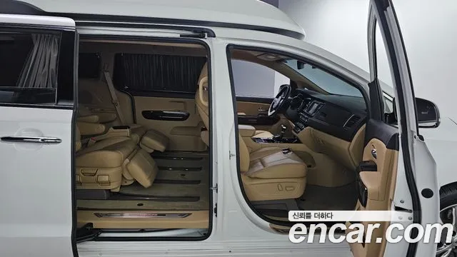 Kia The New Carnival id 2531521 из Кореи 18