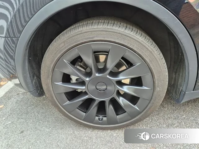 Tesla Model Y id 3508990 из Кореи 16