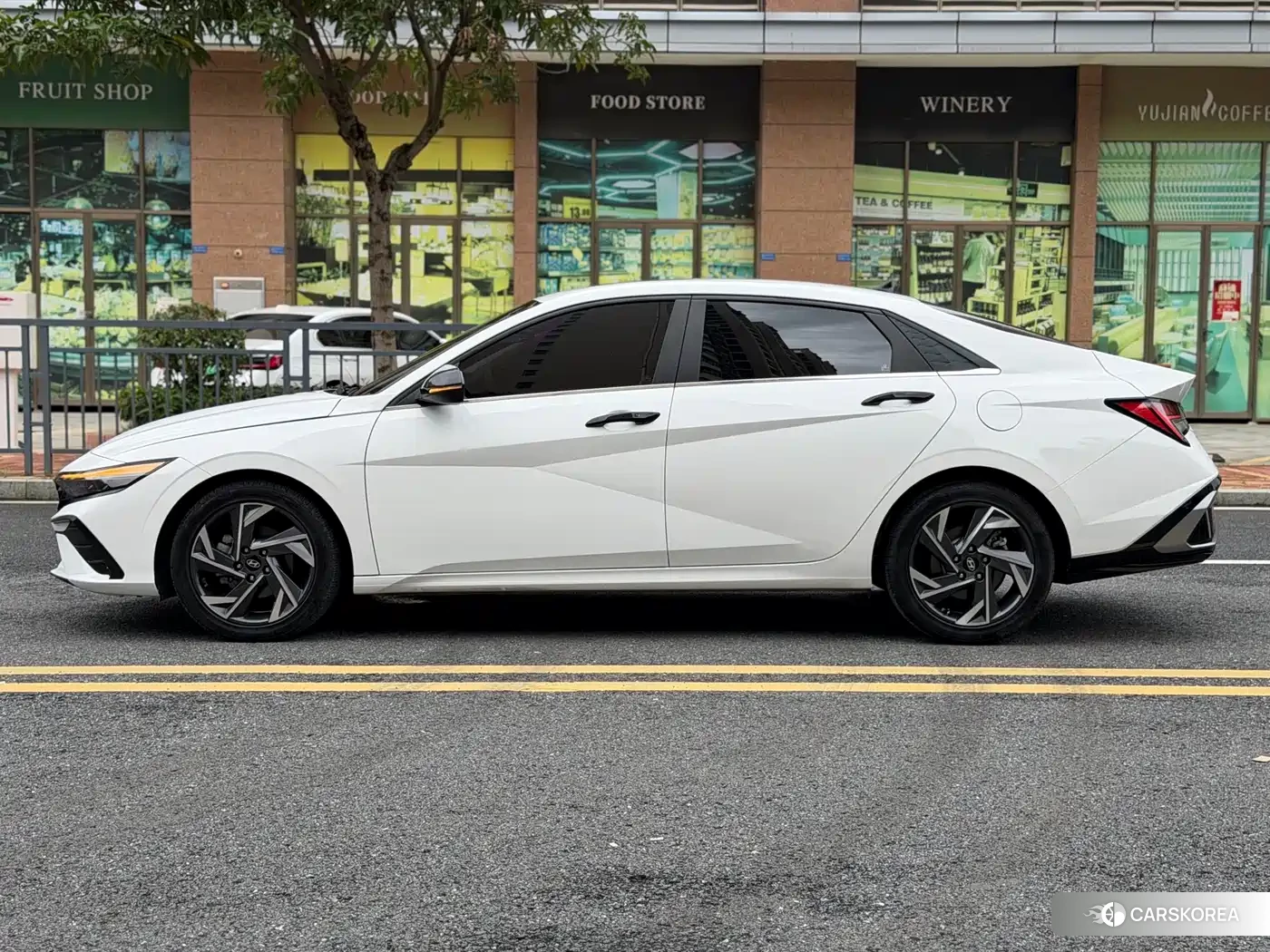 Hyundai Elantra id 4559717 из Китая 16