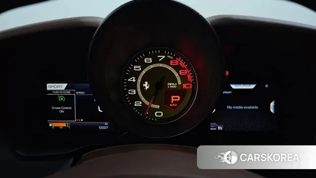 Ferrari F8 Tributo id 3017125 из Кореи 18